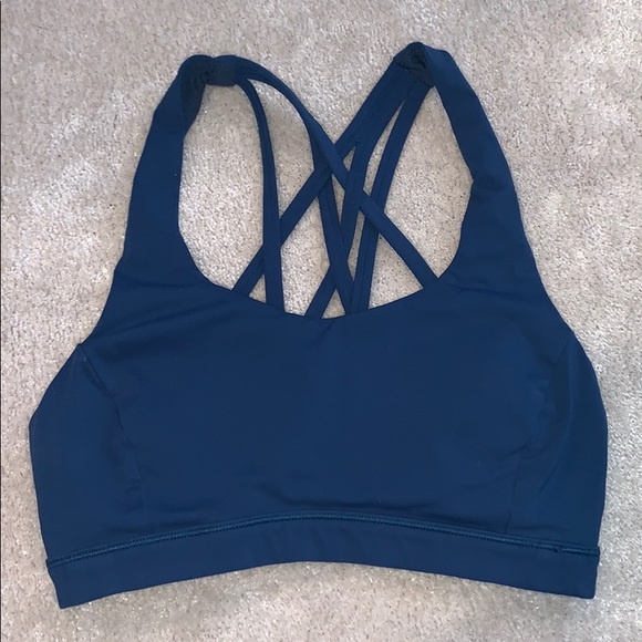 Lululemon Free to be Serene Bra